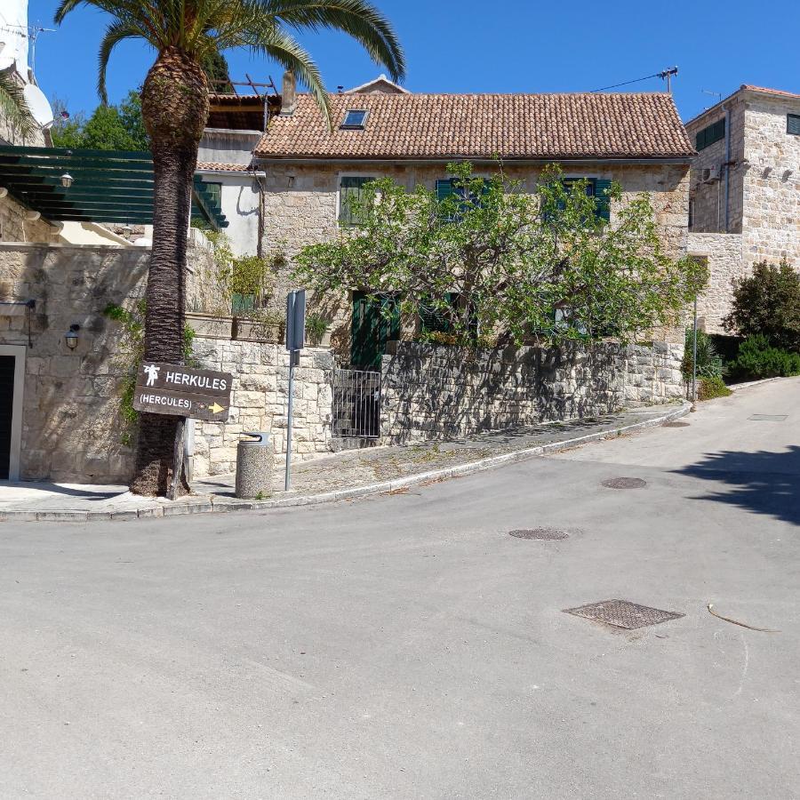 Kuca Za Odmor Skalina - Sea View Villa Splitska Exterior photo